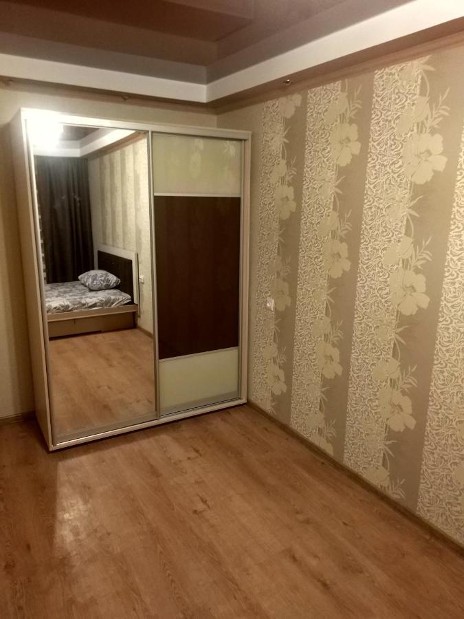 Apartment 2Bedrooms On Stalevarov Near State Medical University Zaporizhia ภายนอก รูปภาพ